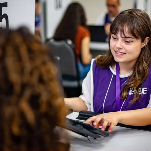 IEL abre mais de 520 vagas de estágio em cidades da Bahia, com bolsas de até R$ 1,8 mil
